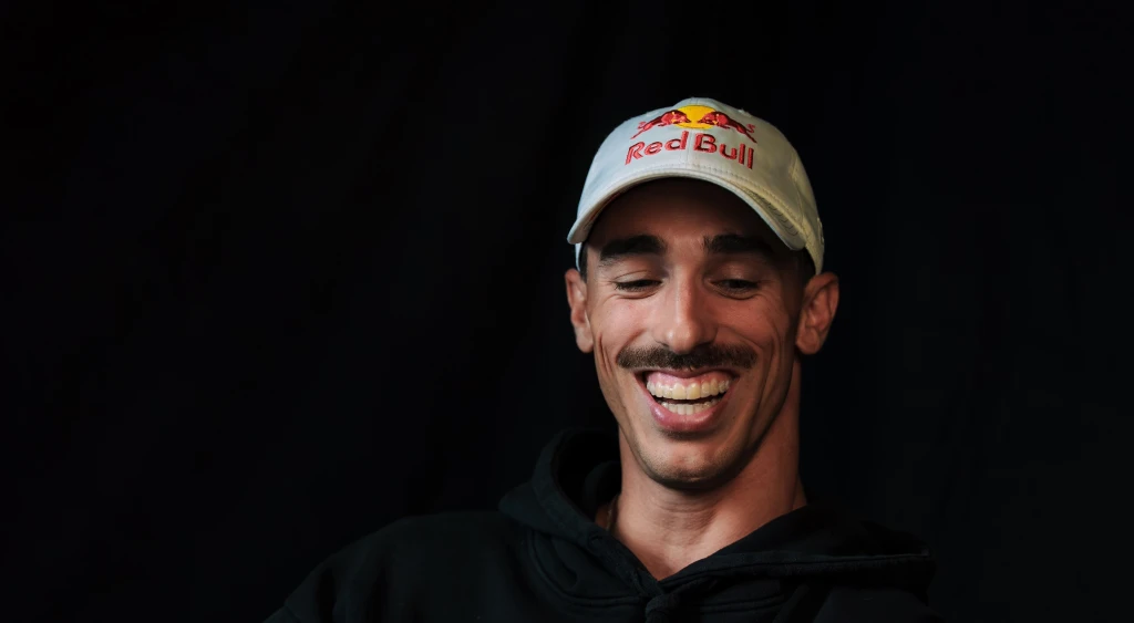 La Mariscoterapia de Danny León: "En Vigo se van todos los males"