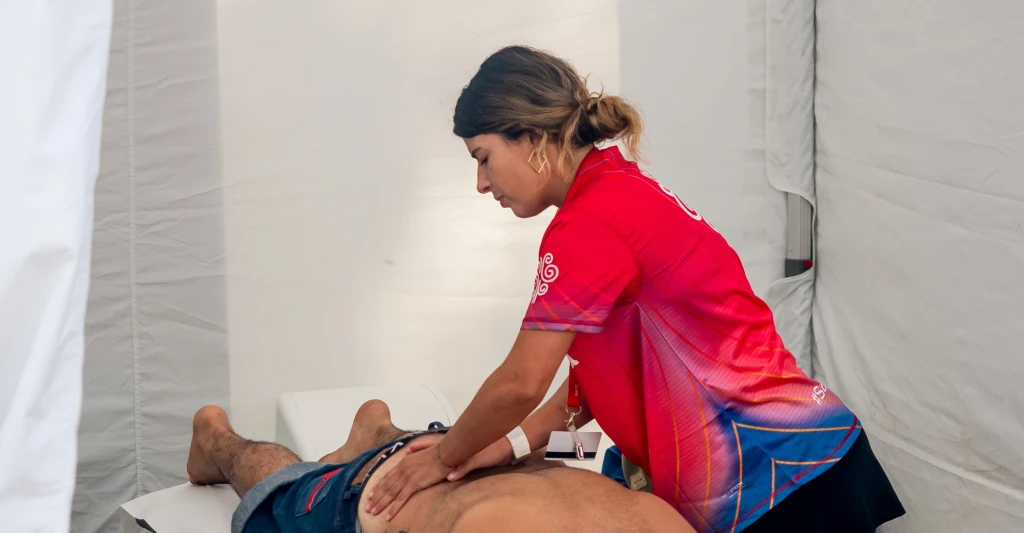 Donde hay acción, hay cuidados: así es el equipo de fisioterapia de Marisquiño