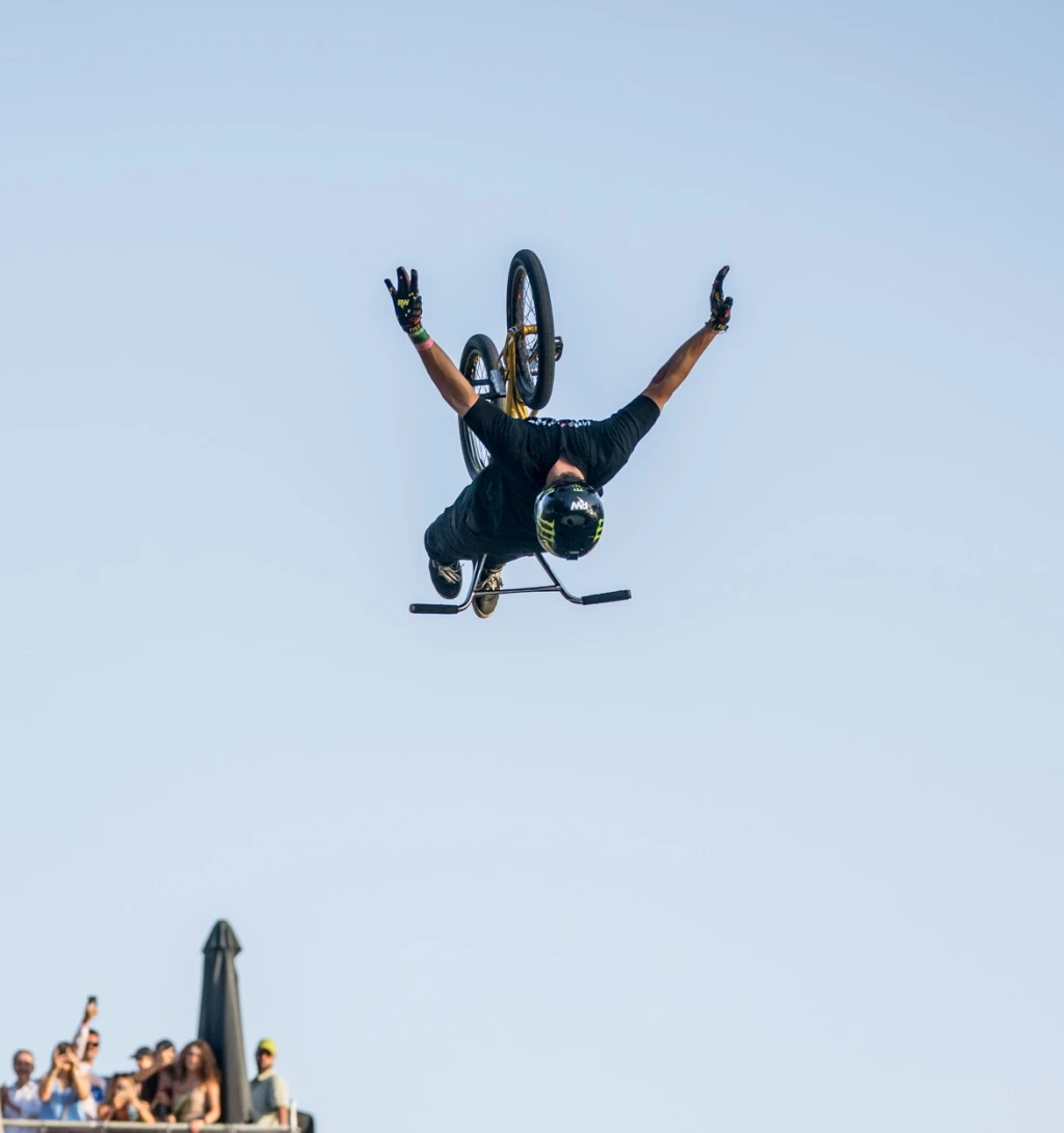 BIG AIR