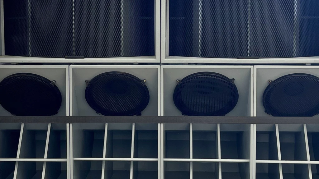 SOUND SYSTEM